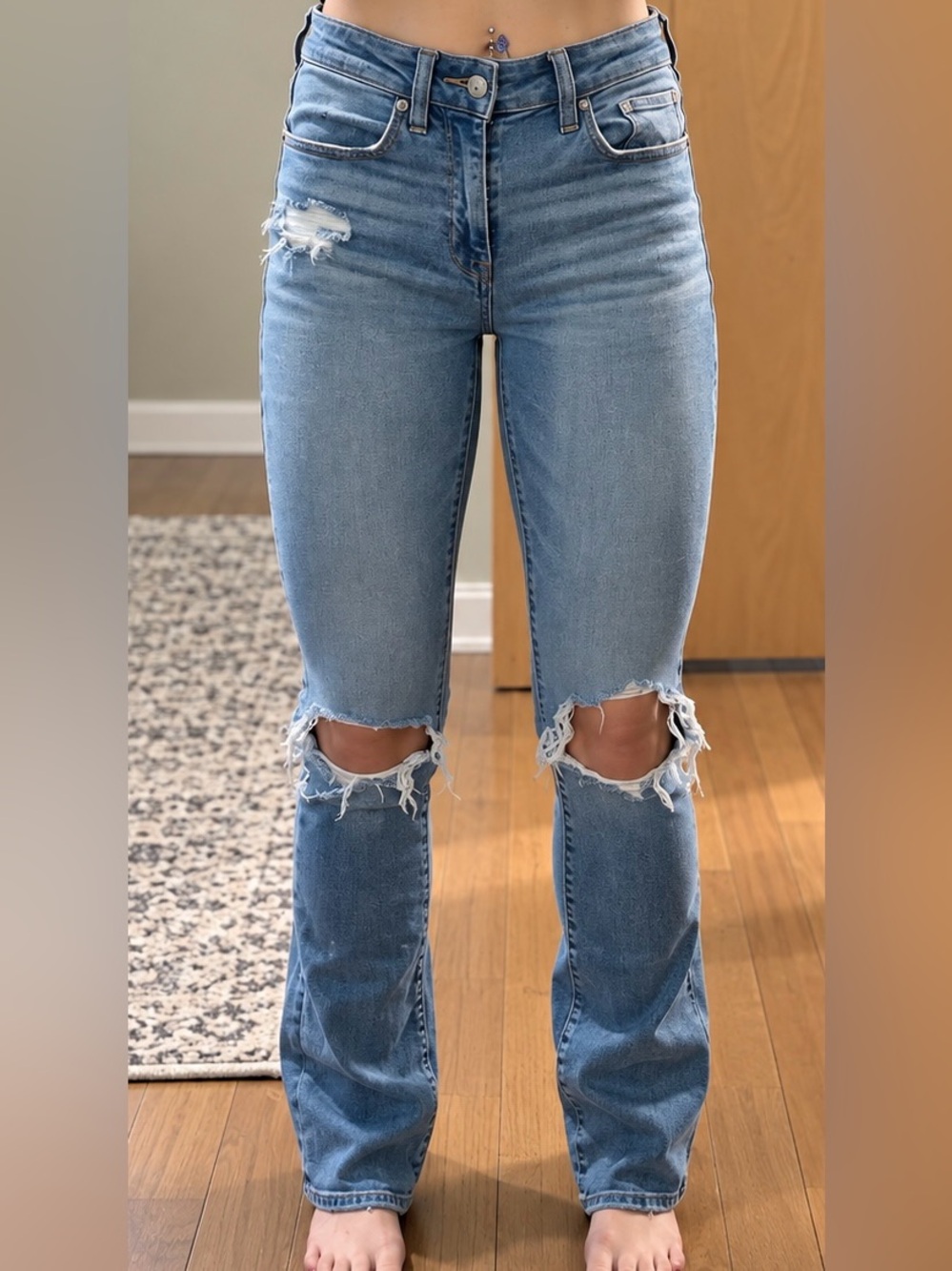 American Eagle High Rise Skinny Kick Ripped Jeans Size 6 Long